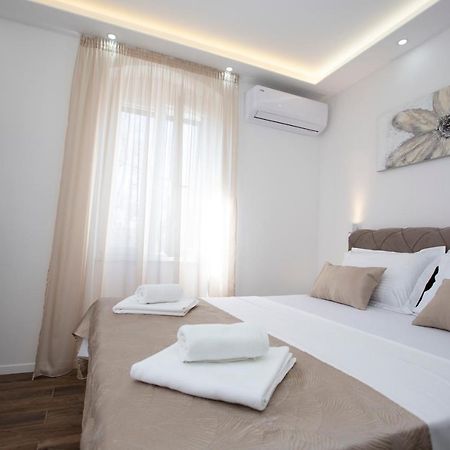 Old Town Apartment Anamarija Split Exterior photo